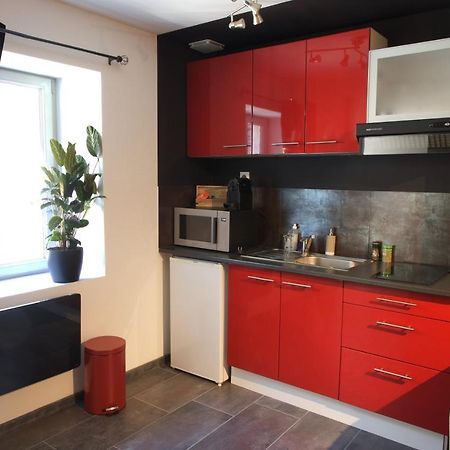 Duplex charmant idéalement situé Dole Esterno foto
